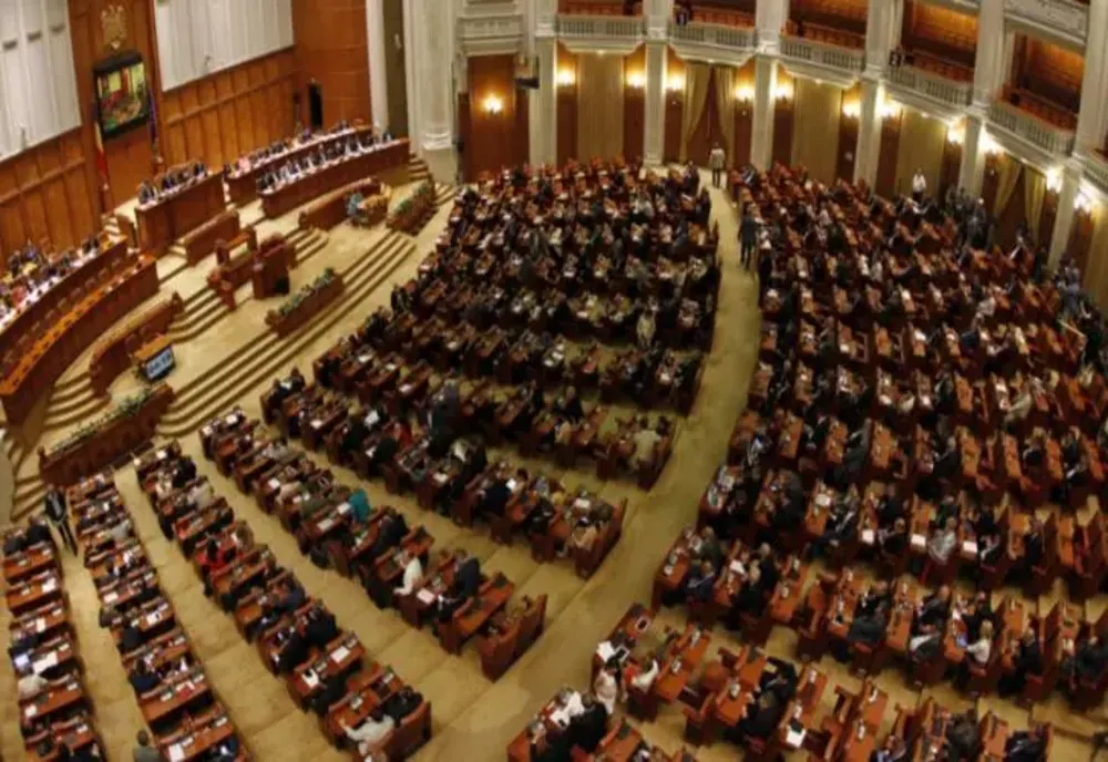 Parlamentarii din grupul PACE, cu susținerea AUR, vor depune moțiune de cenzură împotriva Guvernului Bolojan