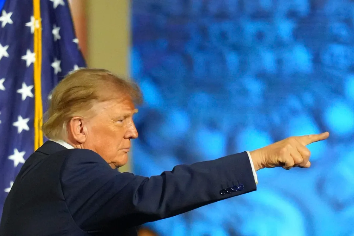Alegeri SUA: Trump promovează 25 de realizări și propune schimbarea numelui IA