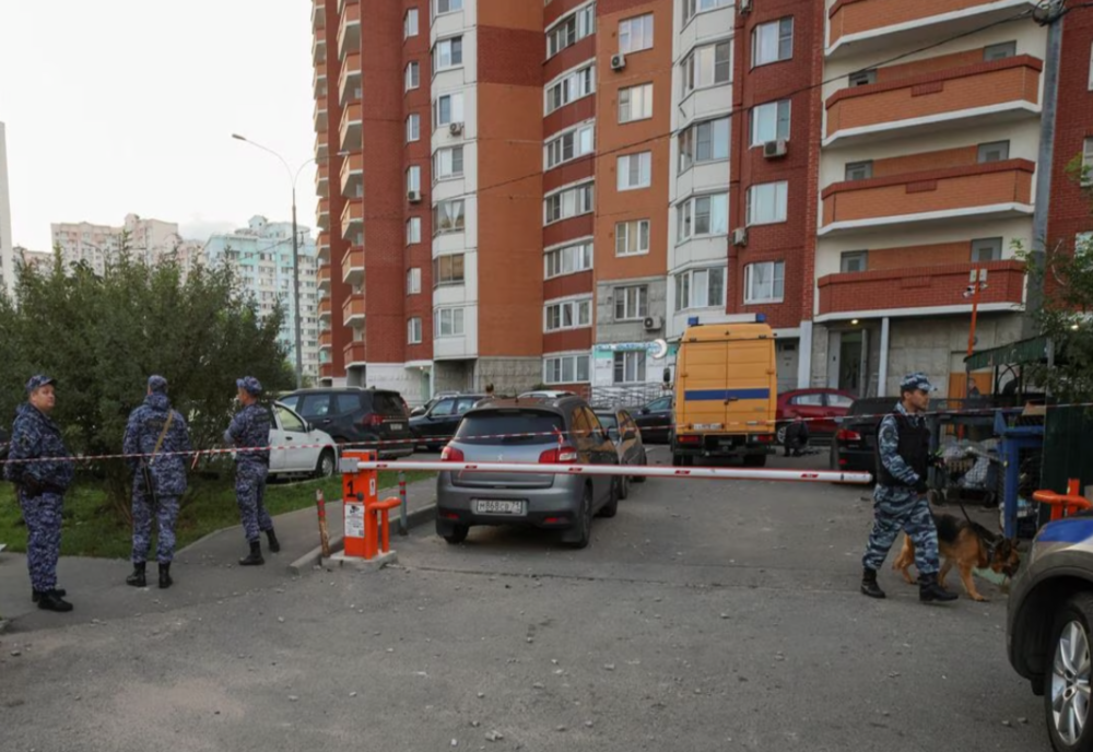 Alertă la Moscova. Aeroporturile au fost închise temporar, în urma unor atacuri cu drone