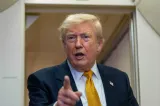Trump condiționează prezența militară a SUA în Europa de soarta Groenlandei
