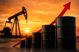 Prețul petrolului scade pe fondul calmării tensiunilor din Orientul Mijlociu