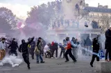 Proteste la Orleans împotriva congresului Adunării Naționale și lansării candidaturii Marinei Le Pen