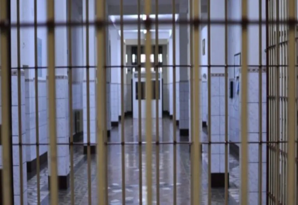 Grevă japoneză în penitenciare. Sindicaliștii se opun eliminării voucherelor de vacanță