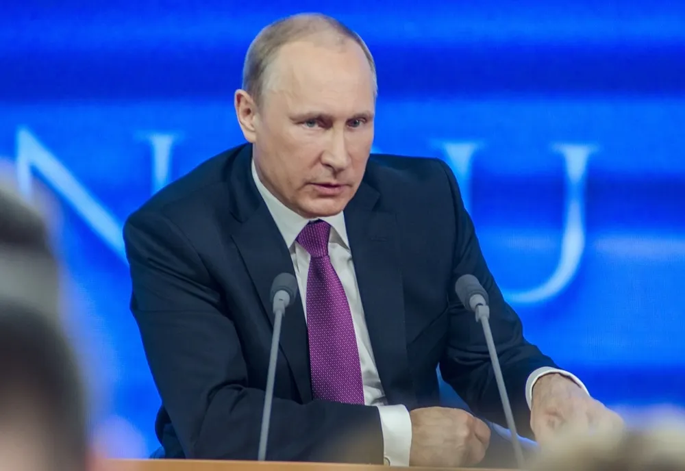 Vladimir Putin a spus fără menajamente ce crede despre Joe Biden și Donald Trump