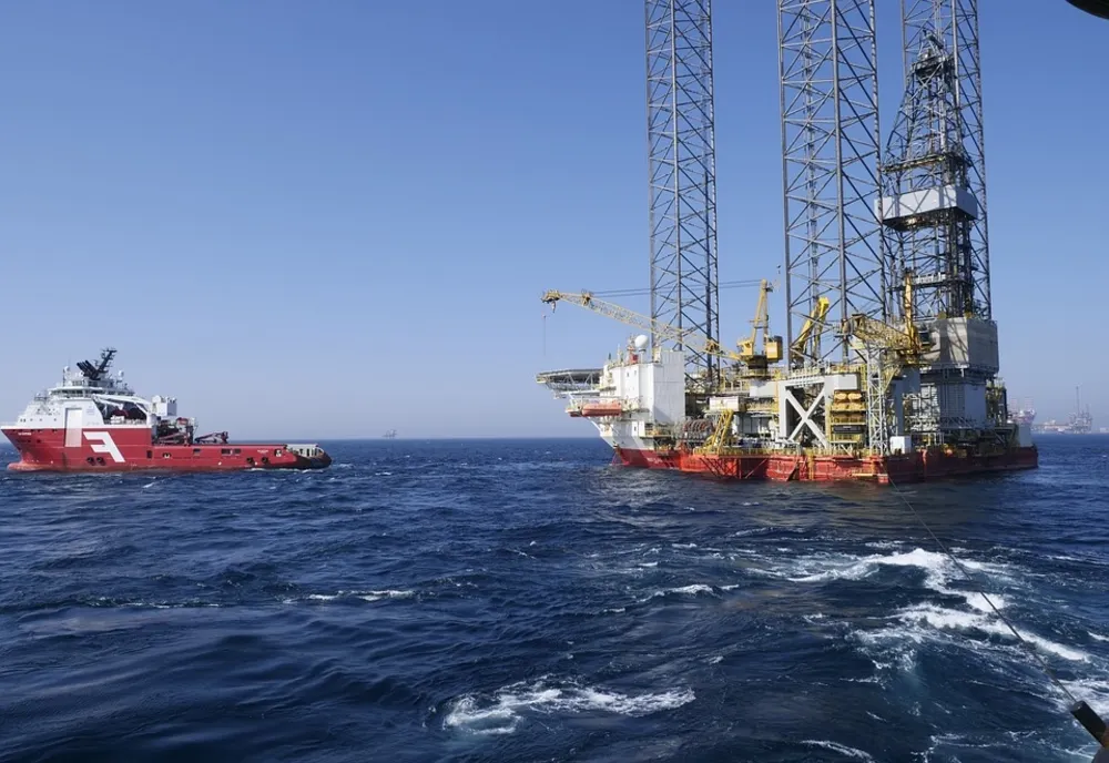 Cum vrea Guvernul să facă rost de 2 miliarde de lei: Redevențe majorate pentru companiile petroliere - Documentul pregătit de Marcel Boloș
