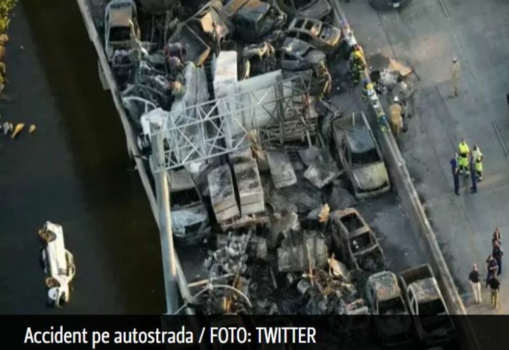 Accident pe autostradă: șapte morți, 25 de răniți, 158 de mașini implicate